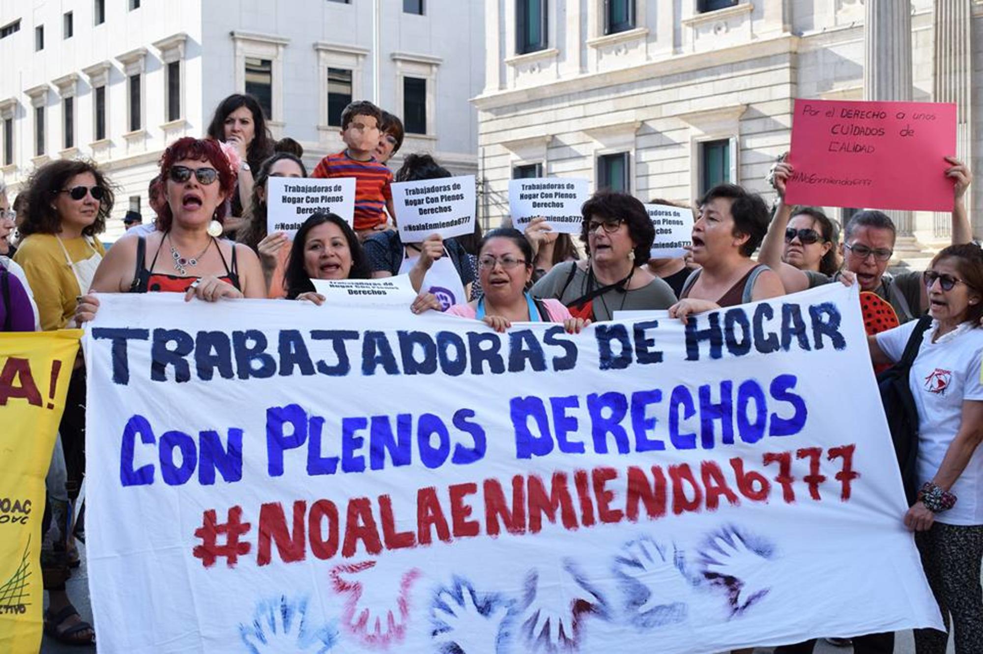 Concentración empleadas hogar en el Congreso